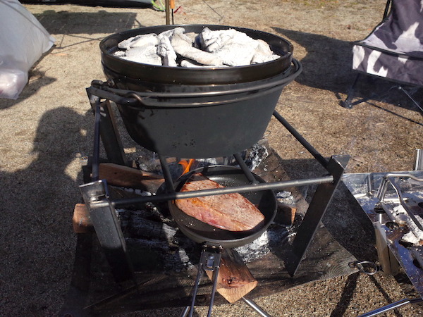 手作りキャンプ道具でデイキャンプしたら焚き火料理がハンパなく 